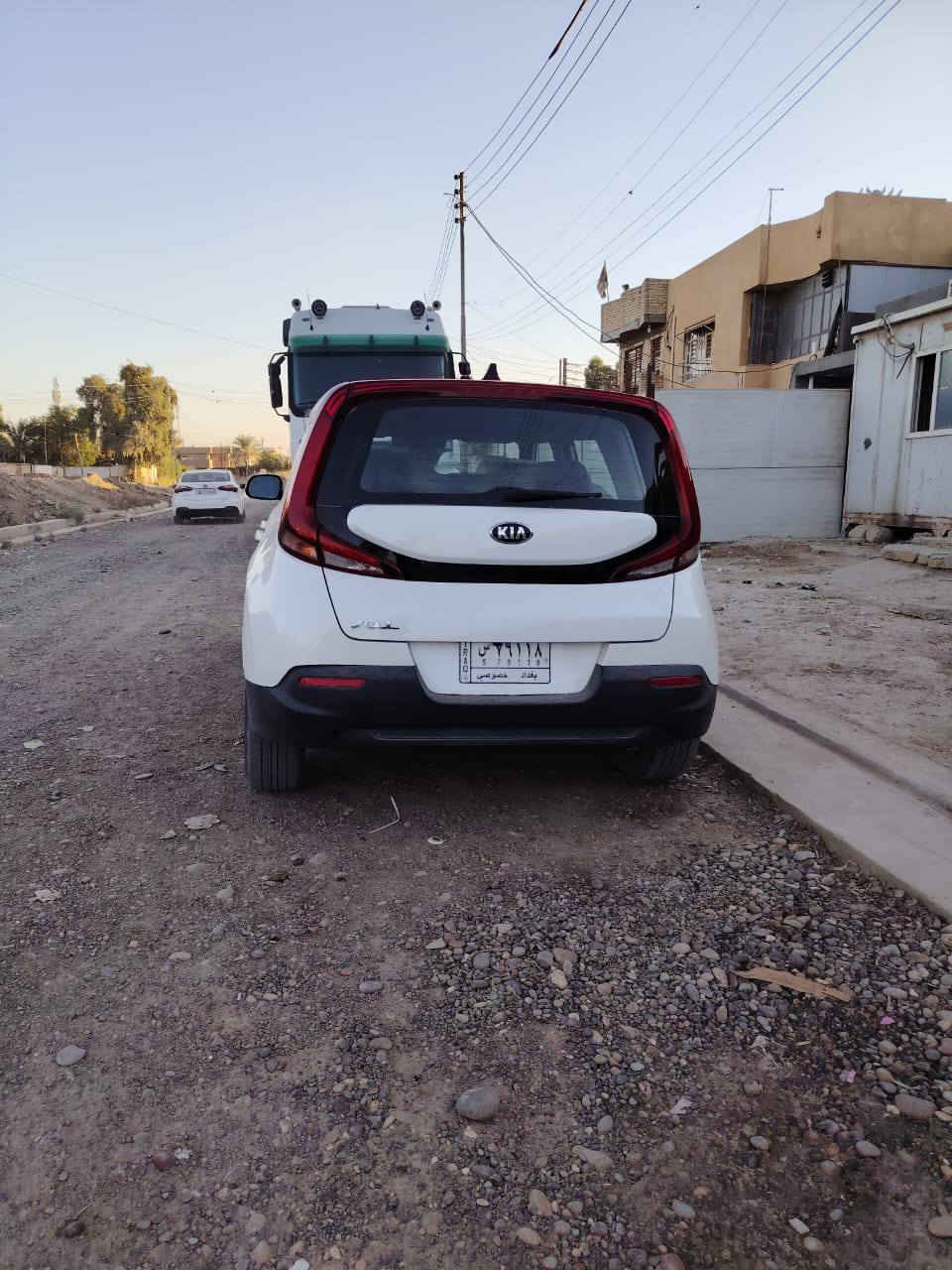 سلام عليكم سياره صول موديل 2020رقم بغداد سياره حلوه ونضيفه مابيه اي نقص سياره كامله سياره محركه 2000دوش سياره مكينه و كير و شاصي  كفاله السياره حره تحويل ثاني يوم مكاني زعفرانيه سعر 133 بيه مجال رقم ***********
