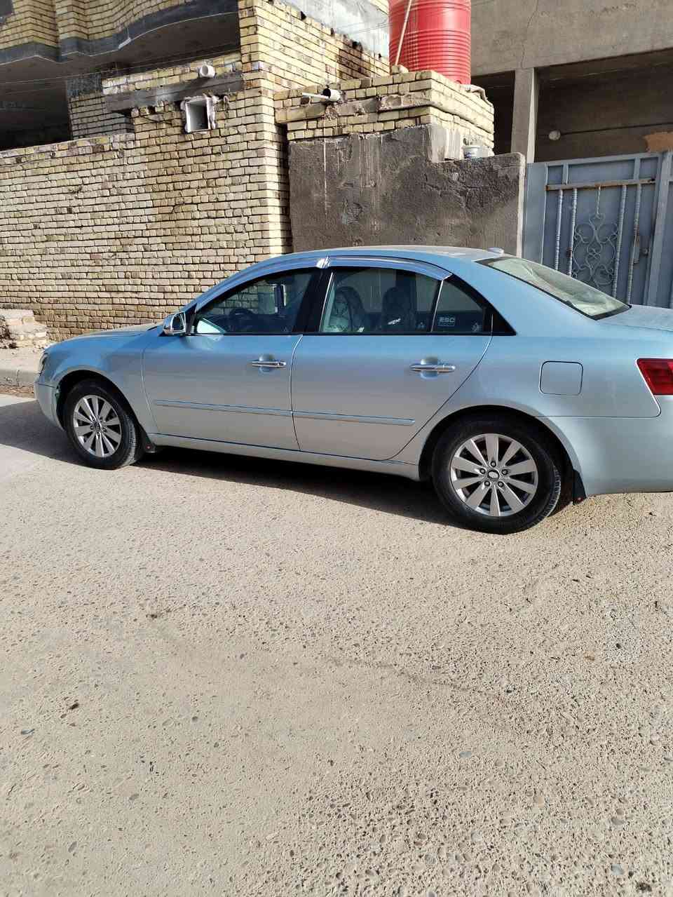 السلام عليكم
سوناتا 2008رقم بغداد انكلبزي سياره جاهزة مابيهة نقص گير محرك تبريد حدادية بيهة صبغ قطعتين السيارة موجودة بلعمارة هاتف ***********
