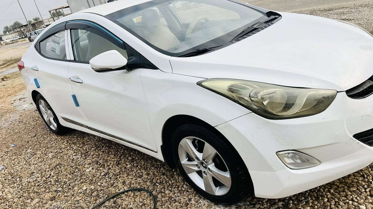 سلام عليكم انتره 2012خليجيه
بيه جاملغ امامي تبديل رقم اربيل بسمي هزه جديده رقم دولي مكينه 1600
بابل الشوملي 

السعر 105

***********
