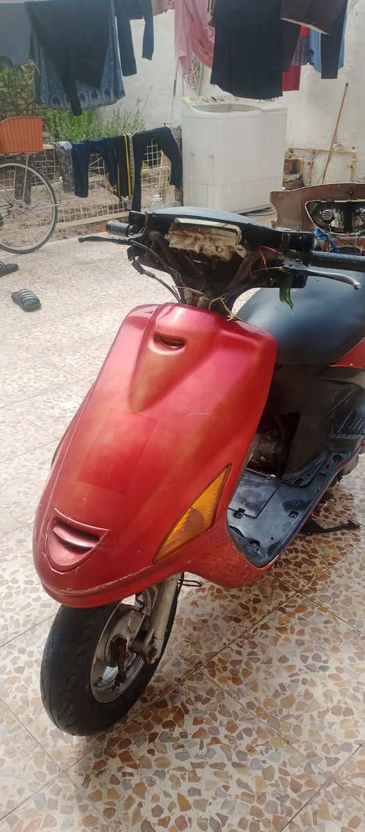 سلام عليكم 
دراجه للبيع 
فراشه نثيه 
مبدل بوشه و بستم فقط 
دراجه ناعمه 
معدل +شلعه
دراجه ما ناقصهء اي شي 
تخم تواير جديد 
ملاحظه/البوشه ول البستم القديمات موجودات ما بين شي
الاتصال ***********
