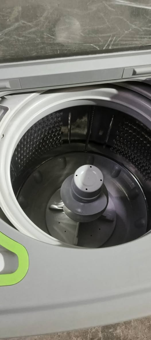 السلام عليكم 
غساله للبيع 
اوتماتيك جديدا كلش
للبيع السعر ٥٠٠ وبيها مجال بصيط 
الغساله جديدا بس جبناها ميعرفون يستخدموها 
للستفسار *********** 
العنوان كربلاء حي الموضفين
