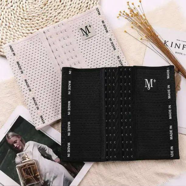 ✅المشد خامه مريحه ومرنه ب 4 عظام مشد شد التنحيف مناسب للارتداء اليومي كتصحيح الملابس الداخلية للرياضة يمكن استخدامه كضمادة ما بعد الولادة للشفاء أسرع. يحتوي مشد الشد النسائي على 6 صفوف من حلقات الشد على الخطافات، مما يسمح لك بضبط الحجم والدرجة الثقب في جميع أنحاء المشد يتكون من ثقوب صغيرة، يسمح للجلد "التنفس".

✅( متوفر لون الأسود  فقط) 
القياسات : L.XL.XXL.XXXL
#الاصلي 💯✔️
السعر 13 الف  
🚘 يوجد خدمة توصيل لجميع محافظات العراق ٤ الاف 🚘


**إذا كنت صاحب هذا الإعلان وتريد حذفه لأي سبب، رجاءا أرسل رسالة إلى الدعم الفني**