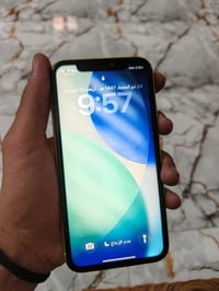 آيفون ١١ • ٦٤ • اصفر