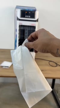 مبردة كهربائية وسط • خزان ٥.٥ل • ريموت كنترول