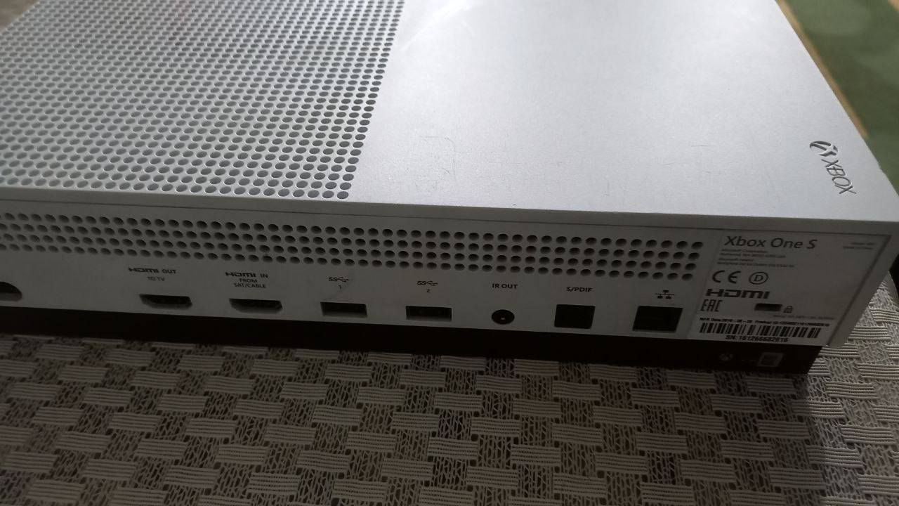 Xbox one s لوك ستيكر تيرا
مع كامل الملحقات جويستك و اسلاك الجهاز بيه اشتراك كيم باس شهر تقريبا
بيه
كراند 
فورت نايت
فورزا 5
كول اوف ديوتي mw2
Power wash 
Mechanic Simulator 2021
تومب رايدر 
وبعد بي مساحه
السعر 160 الف بس


**إذا كنت صاحب هذا الإعلان وتريد حذفه لأي سبب، رجاءا أرسل رسالة إلى الدعم الفني**