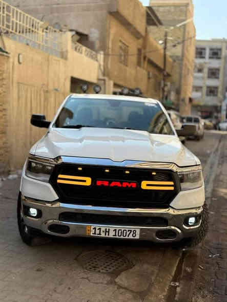 السلام عليكم
رام 2022 بك هورن ايتورك 6 سلندر

سيارة حادثها دعامية البنيد بي بارد بالخشم ورش كلير ربع باب

البصف السايق وجاملغاتها مفتوحة ومرجعات نفسن صور الحادث مرفقة بالمنشور

شادلها سستم صوت هارمن کاردن ي مستر بيس ب 1500 دولار ويالة وتايرات جبلي ب 1000 دولار

ولد بالجاملغات متغير اصلي مال مستر بيس ب 500 دولار

محجر trx بلوجكترات حركتين x اصفر ولد ابيض ب 600 دولار

شاشة تيسلا ب 700 دولار

ماشية 56 الف كيلو مكان السيارة بغداد

سعرها 270

***********
