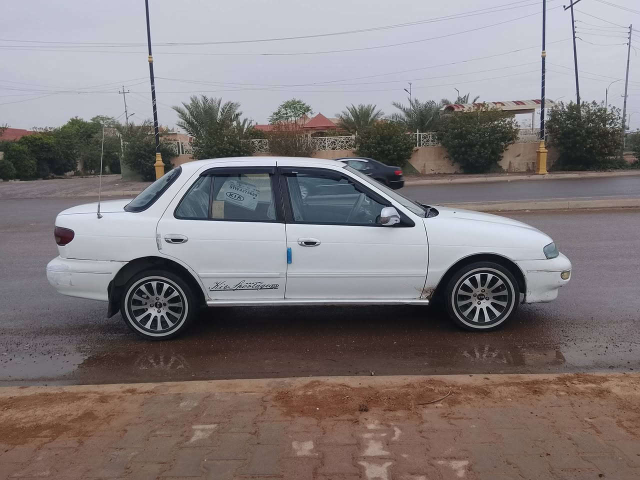 السلام عليكم للبيع سيفيا موديل ٩٥ رقم بغداد مشروع وطني محرك وكير خير من الله تبريد شغال العنوان صلاح الدين الضلوعيه للإستفسار اكثر ***********
