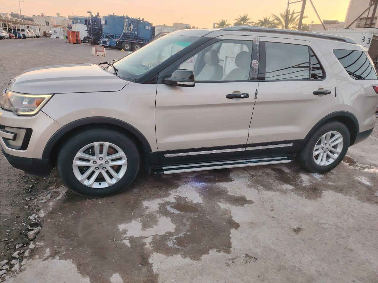 السلام عليكم لبيع فورد اكسبلور ٢٠١٧ بصره بسمي رقم نكليزي دولي فول ما عده التنته سياره نظيفه كلش ما تخسر شي كلها بلاد 
الاتصال ***********
مكاني البصره تنومه السعر ١٧٠ وبيها مجال
