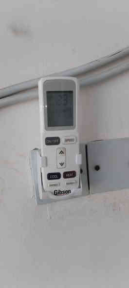 السلام عليكم
سبلت طنين جبسون مشتغل شهرين فقط جديد
600 وبي مجال
***********
