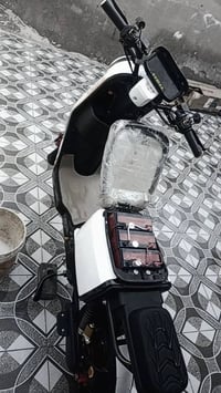 ار11 • عجل رياضي • بطارية