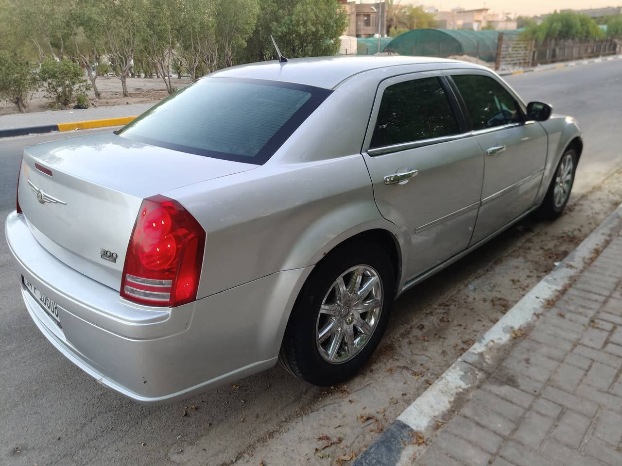 اوبامه موديل 2008رقم بصرة سنوية 2028 مكينة 3500كير مكينة حدادية تخم تاير تبريد ثلج ويل كروم لايت زنون سيارة 3قطع صبغ اثر جراد بدون ضربه عنوان السيارة بصرة السعر 100وبيه مجال قليل ***********
