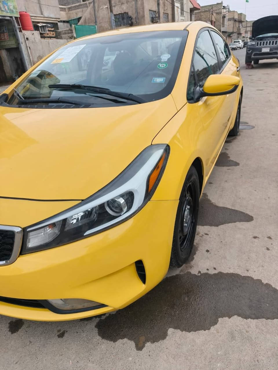 سلام عليكم 
كيا فورتي 
وارد امريكي 
موديل 2018
حادث شخط ب الجاملغ الخلفي 
بدون دواخل بدون ايرباك 
سياره خير من الله جاهزه للاخير 
موصفات 
مكينه 2000 دوش 
شاشه كبيره 
كامره دواره 
حساسات 
انضمه قياده 
تخم تاير 
صدر حداديه كله جديد
صور الحادث مرفق مع المنشور مع السونار 
بعد بيها هواي موصفات 
مكاني بغداد 
رقم بغداد الجديد 
هزه جديده 
تحويل مباشر 
س 116
ه‍ ***********
