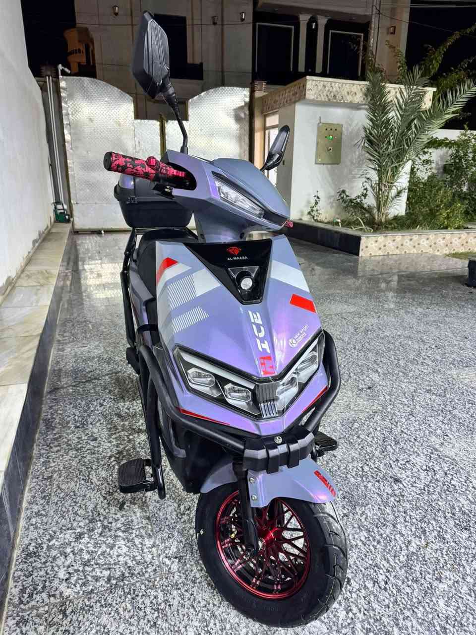 للبيع ماطور شحن بعده جديد سعره 700 الف وبي مجال مكان الرمادي
***********
