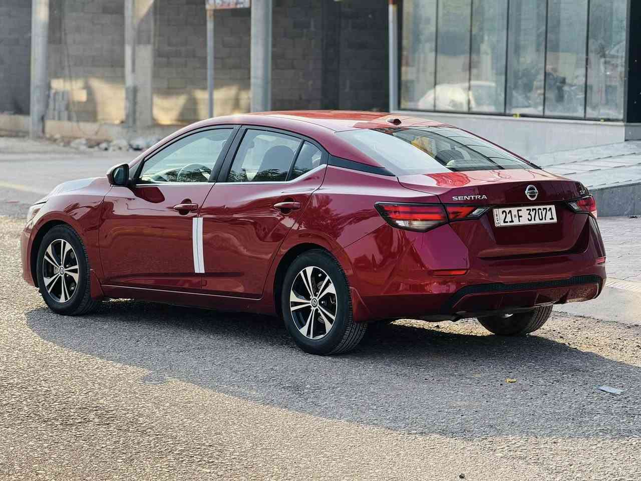 سلام عليكم 
- نيسان سنترا 2022 فئة SV 
-رقم سليمانية جديد
‏             3N1AB8CV8NY308909
- بونيد صبغ وشبرين من هلال السكن سونار مرفق بالمنشور 

- مواصفاته   كامره ،  رادادات امامي خلفي جانبي، حساسات تحديد مسار وهواي بعد من مواصفات  …….

-  شرط غرامه و تحويل 

- السعر  137 ورقة وبي ومجال
- عنوان السيارة ديالى : خانقين
 ***********
