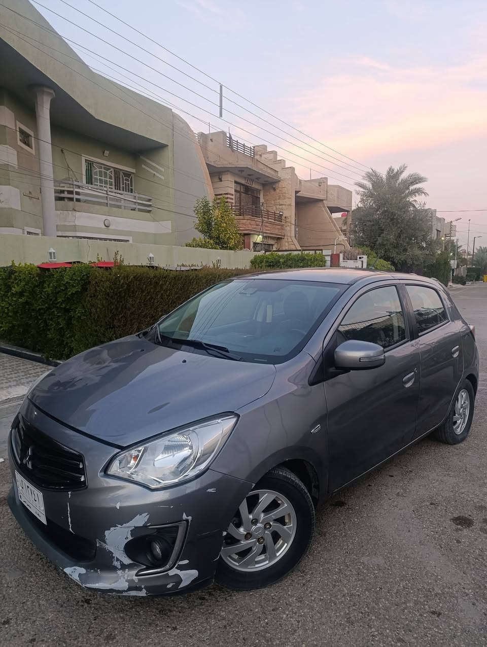 السلام عليكم 
 ميراج للبيع او مراوس 
موديل 2021
 فول مواصفات عدا الفتحة SE أعلى فئة
بصمة 
تبريد لمس 
تدفئة كراسي
كشنات جلد ومخمل
 نظام أيكو وسبورت
بصمة ابواب + بصمة جنطة 
تحكمات ستيرن + وضعيات قيادة
محرك 3 1200سلندر اقتصادية 
ماشية 23 الف مايل 
صبغها 3 قطع  
السعر 78 وبيها مجال 
رقم الهاتف
***********
