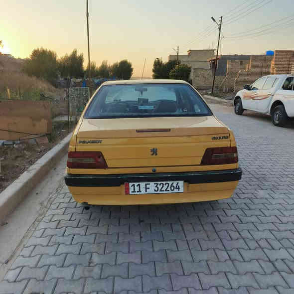 سلام عليكم بيجو لميس 2016 سيارة جاهزة من كلشي كير مكينة صدر مشط بور ستيرن كلة جديد رقم انكليزي هيئة وغرامات مصفرة رايدهة ب٣٨ وبيهة مجال رقم ***********
