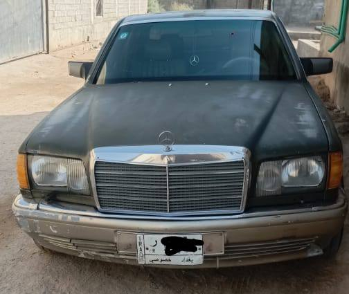 مرسيدس جامبو 300SE
الموديل 1986
مكينه 6 سلندر مكينه كير بلاد بحاله جيده تبريد ثلج كهربائيات شغاله سنتر لوك 
 تحويل ثاني يوم سنويه الى 2029
مكان السياره البصره ابي الخصيب 

السعر 45
الهاتف ‏‪***********
