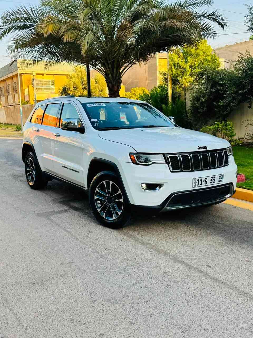 جيب2020 فول واحد على واحد باني رومه    4X4كشن حار بارد امامي خلفي رادار جانبي وخلفي وقف ذاتي مكينة كير صدر امامي خلفي تخم تاير كلة جديد مكينة 3600 حادث جاملق وبنيد سعر 195 وبيهة مجال بغداد زيونة تقاطع ملعب لشعب ***********
