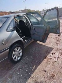 اوبل فيكترا • ١٩٩٣ • مكينة ١٫٨