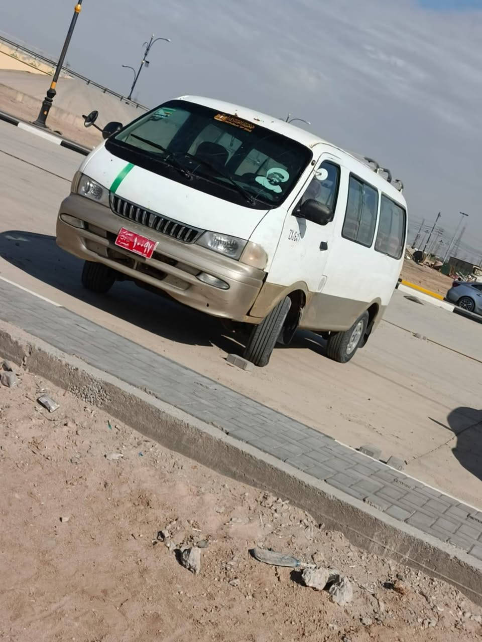 السلام عليكم بريجو البيع مديل 96 أصل مكينة وكير وكسل مكفولات حداديه عامه جديده كهربايات عامه شغاله تخم تاير جديد شواصي نضيفات قرفه نضيفه سياره جاهزة للخير راعيه بل البصرة ماواصله ابيع بدون راعي اتكفل سرقة وعشائر السعر (26) وبيه مجال قليل مكان السيارة البصرة شط العرب رقم الهاتف (***********) مامتواجد ع الفيس اتصل وتدلل هاي تفاصيل كله كدامك اقرء وتصل
