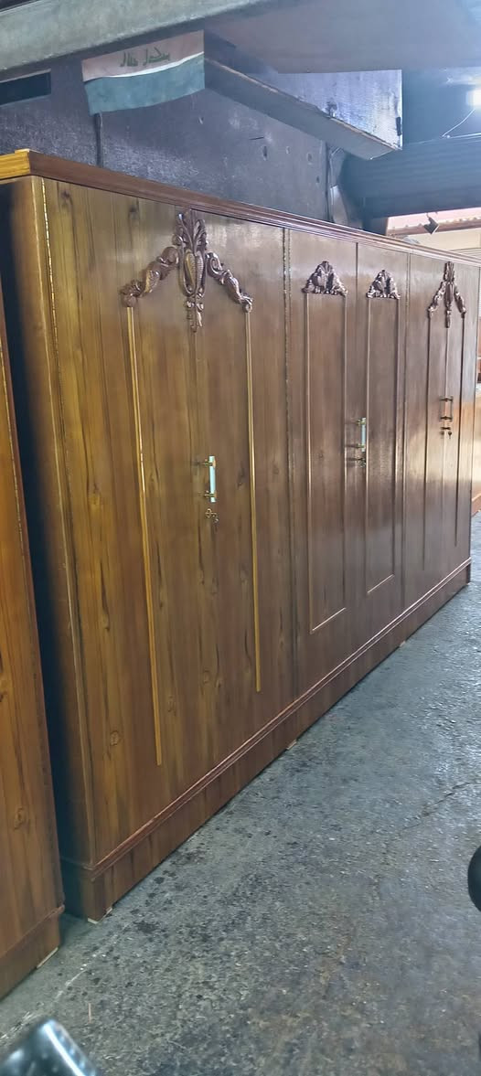 قنصور ٦ابواب فصال ثقيل نظافه فول للبيع باب الجديد مجاور نادي الفتوه الرياضي محلات عمر رمزي للاستفسار
***********
***********
