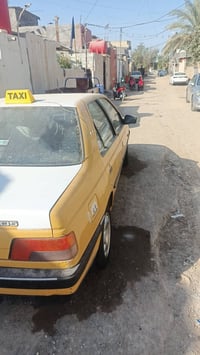سياره بيجو جلكس 405 موديل 10 تبريد شغال المكينه بيه خيط بخار مصفره هيئ...
