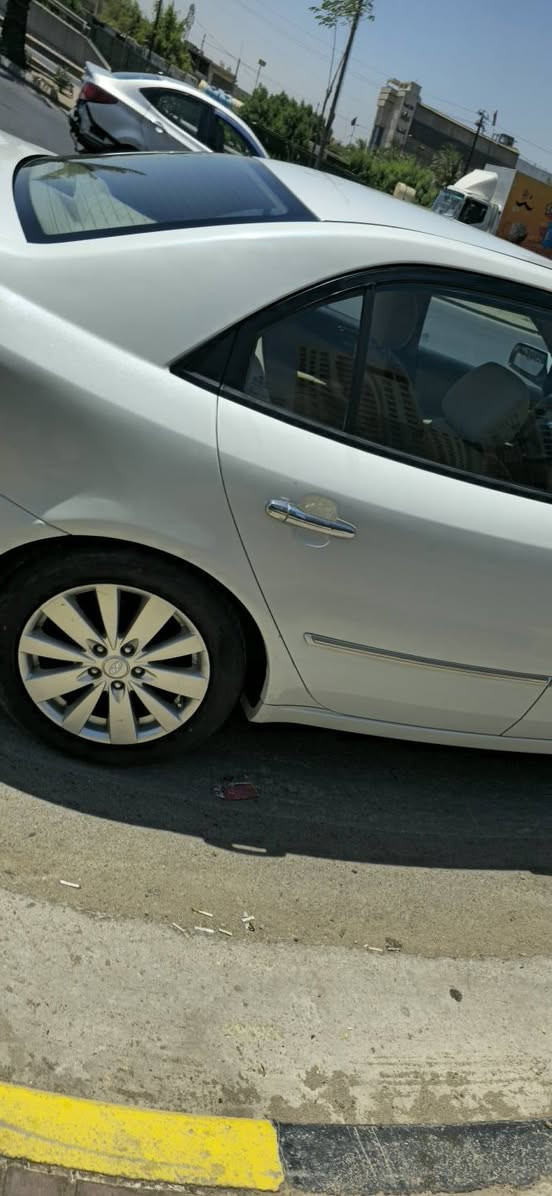 سلام عليكم سوناتا ٢٠١٠ خليجيه 
محرك دوش ٢٤٠٠
السعر المطلوب ٩٨$
اي استفسار***********
متواجد وتساب
