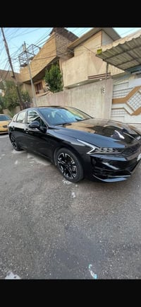 k5 2022 ماشية 67 الف ميل جيتي لاين  وارد امريكي بيها صبغ صفحة السايق ك...