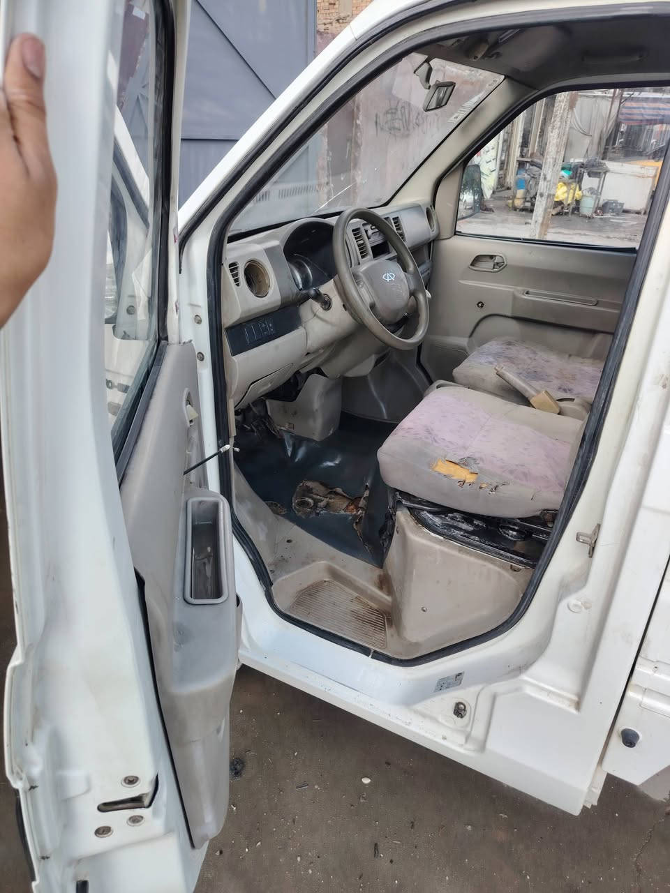 سلام عليكم بيكم شيري موديل 2013 سعرها 28ورقه  سياره بسمي شغاله جاهزه مكان سياره ساحه عدن خلف مطحنه جلبي بيها فتحه بل قماره جان بيها سبلت وطخات واضحه بصوره بلاديه مابيها صبخ متواجد ع فيس


**إذا كنت صاحب هذا الإعلان وتريد حذفه لأي سبب، رجاءا أرسل رسالة إلى الدعم الفني**