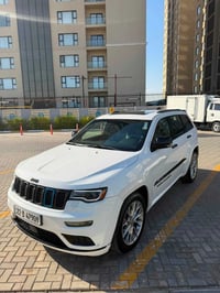 جيب لاريدو موديل 2017   كلين تايتل   رقم اربيل ب اسمي   ماشيه 158 الف ...