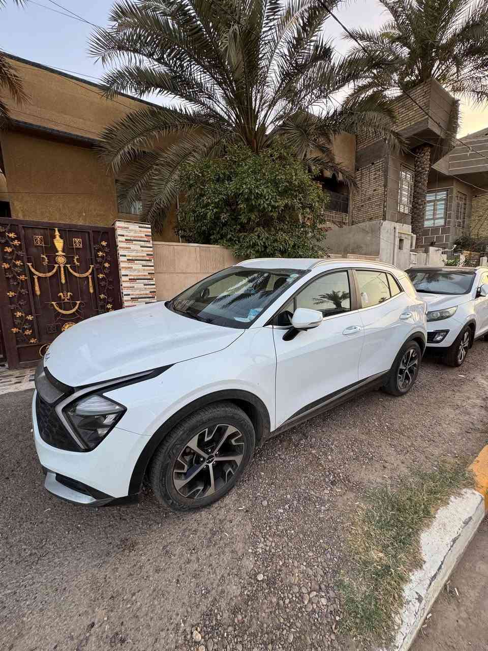 السلام عليكم ورحمة الله
سبورتج خليجي ابيض
موديل ٢٠٢٤
ماشية ٣٩٥٠٠
اربيل 
مكفولة من كل شي 
السعر ٢٢٠ $
تلفون ***********
المكان بغداد الحرية

