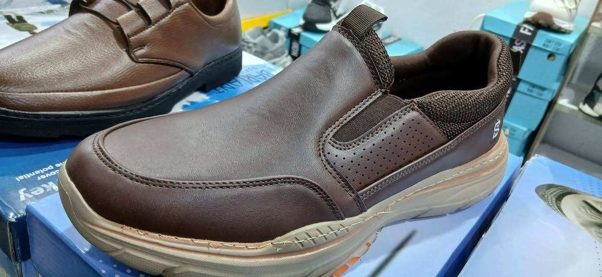 السلام عليكم رجعنه وفرنه شحاطات واحذيه كله طبي وجميع قياسات موجوده السعر من ٥٠٠٠ الئ ١٠ الف فقط العنوان بهرز خلف السوك عماره حجي خلف وتدللون علينه


**إذا كنت صاحب هذا الإعلان وتريد حذفه لأي سبب، رجاءا أرسل رسالة إلى الدعم الفني**