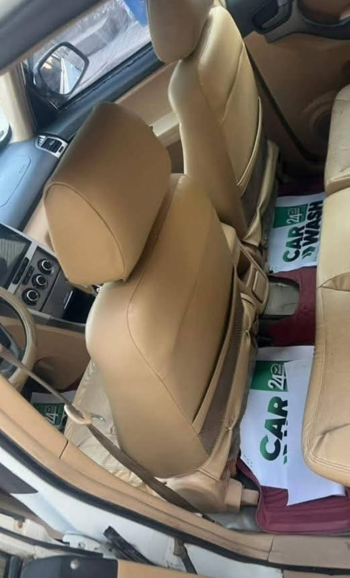 السلام عليكم شيري تيكو 2013 للبيع رقم بغداد انكليزي باسمي تحويل ثاني يوم سنويه ل2031 باتري جديد تخم تاير شاشه وكامره  مكان بغداد السعر 60 وبيهه مجال واتساب ***********
