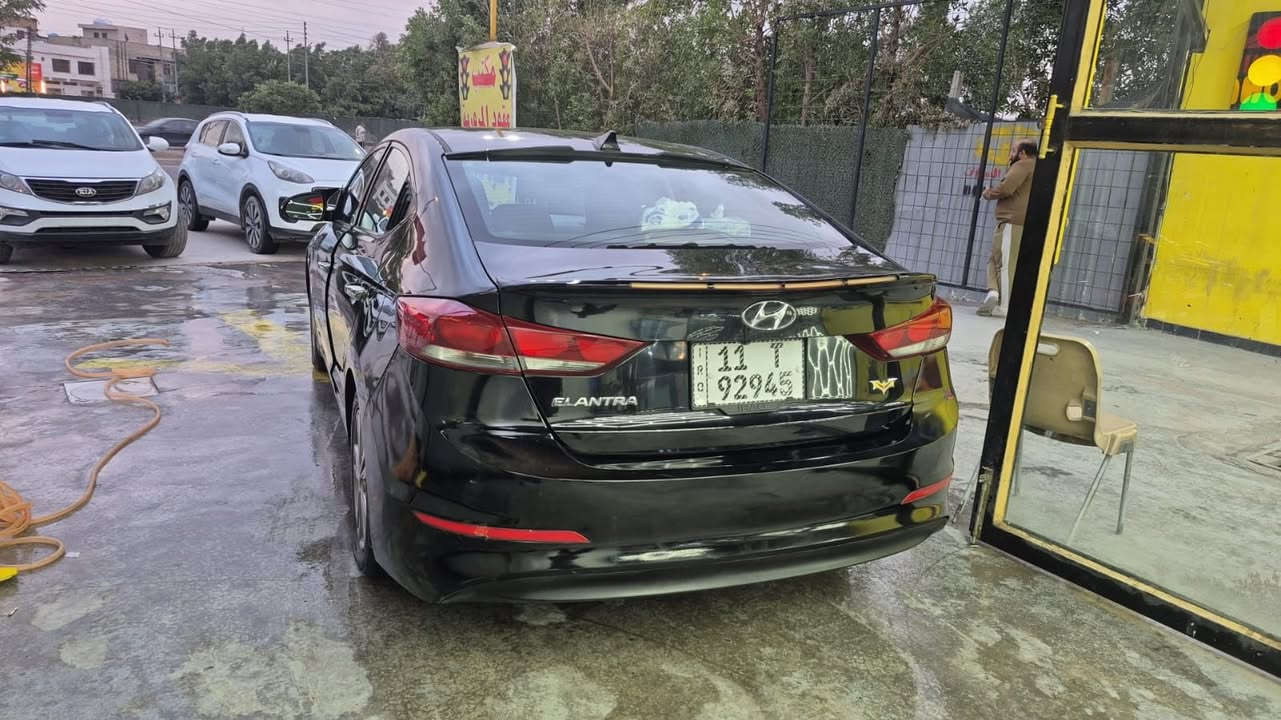 السلام عليكم
للبيع النترا وارد كندي موديل 2018 لمتد فول موصفات
فتحه 
بصمه تشغيل 
بصمه ابواب
مقاعد هيتر +تبريد
ستيرن هيتر
رادار جانبي 
اشاير بلمري
السيارة جاهزه من كلشي هزه ورقم وسنويه جديد
كير محرك مكفول برغي ممفتوح بيه
ماشيه 113 الف كيلو
محرك 2000دوش
كير اي تي
السيارة داخله بدون حادث
ب العراق تبديل بابتين جهت اليسار طبق الاصل بدون دواخل بدون ايرباك
السعر 130 بيه مجال
مكاني بغداد حي الجهاد
الاتصال 
***********
