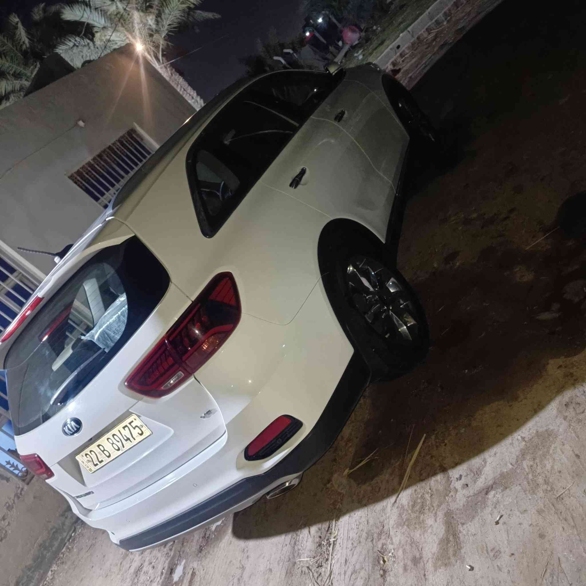 سلام عليكم
سورنتور 

مديل 20

ماشيه 84

كفاله من صبغ وتبديل

سونار موجود 

فول موصفات 

عد بنراما 

رقم اربيل جديد 

مكاني ديوانيه 

غير متواجد علا فيس 

سعر انتصل وبيك خير ودلل

***********
