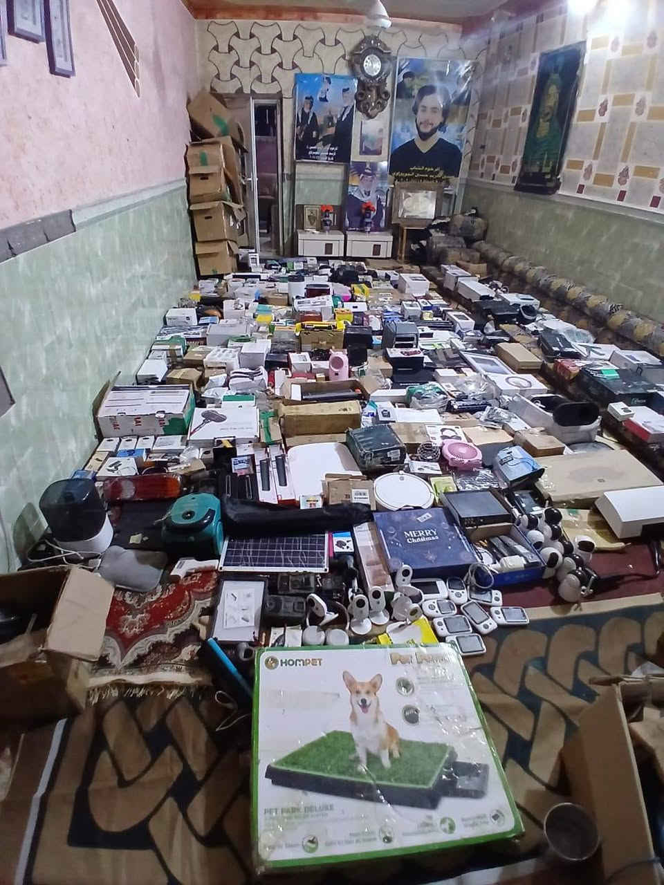 سلام عليكم شلعه اكتروني تقريبين ٥٠٠ قطعه ٢٤ كارتونه سعر مليون و٢٠٠شلعه حلوه وتخبل اليريده يراسلني دزله فيديو هاذ
***********

