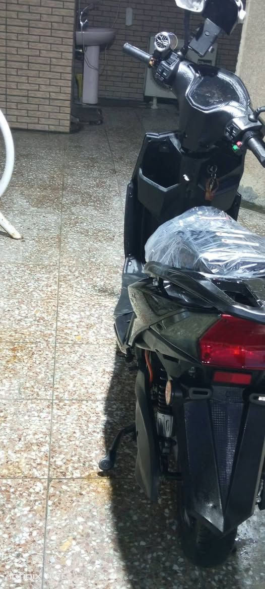 دراجه ماتركس شركه مؤيد طياره سته باتريات كبار نظام بارك و بيك موديل 26 لايت عالي ناصيف زنون نظام اي بي اس و شحن تلفون مكان بغداد البلديات السعر 450 وبيها مجال استفسار على الرصيد فقط واتساب ماكو
***********
