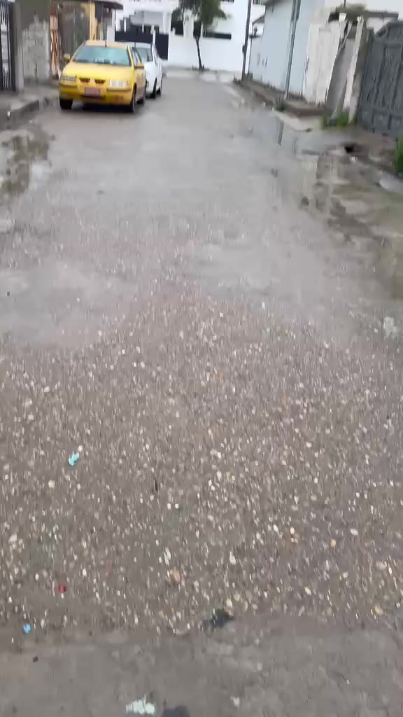 سه رتا به ناوى خواى گه وره و ميهربان
سلاو كريارانى به ريز 

ئه م دووخانومان لايه بوفروشتن 

رووبه ره كه ى 100م مرابع فول كاشيه و حزام دگته 

كامل خه ده مات 

نرخى 36مليون و معمله 

عنوان كركوك بنجاعلى 

3يه م فرع بشت مستشفا كه ى بنجاعلى 

ياخود نزيك جامع رسول 

بوزانينى زياترپه يوندى كن به م ژمارانه ى لأى خواره وه 

***********

***********

مكتب شالاو زه نگه نه
