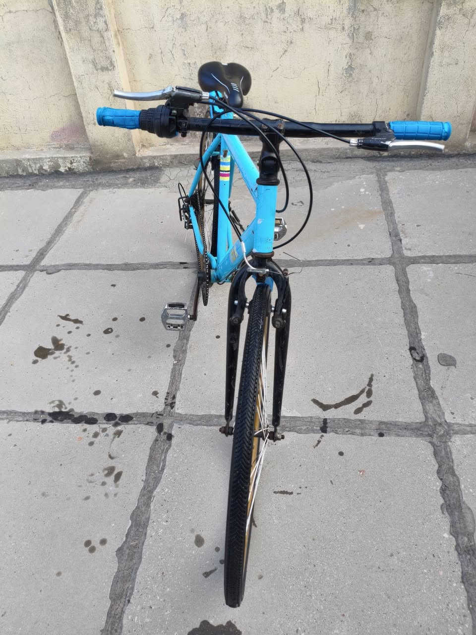 السلام عليكم c 700 للبيع  المكان بغداد مدينة الصدر  السعر 70 وبي مجال للطيبين للتواصل  ***********
