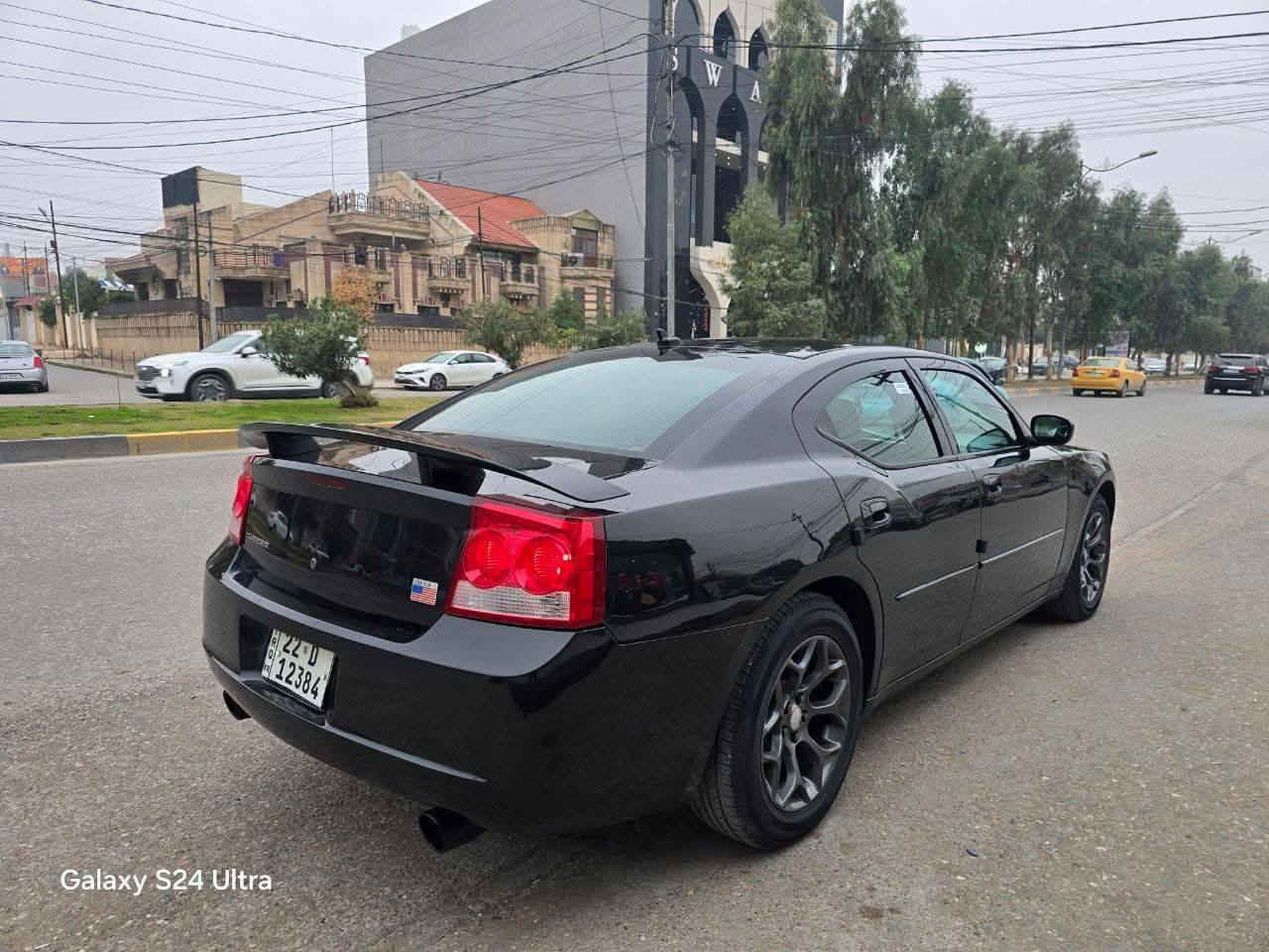 للبيع
سعر 112 $
جارجر 2007 sxt محدث كامل  2010
محرك 6سلندر حجم 3500 جديد مال حاوية 
شرط المحرك والكير والاكسل ذهب 
رقم اربيل مسطره الجديد سنوية وهزة  جديدة 
شرط الوكالة و التحويل 
بيها كوبون بانزين ⛽️ 
🚫 سيارة بيها 5 قطع صبغ جمالية مال شخوط معجون فقط بدواير الخلفية  بدون دواخل...شواصي ودواخل سليم مرفوق سونار  مع الصور🚫
كروز سرعة  كشن كهرب حضن
نظام ABS   نظام تراكشن مانع انزلاق 
تبريد قطعتين ثللللج ❄️❄️ 
طخم تاير جديد ويل 18
سيارة جاهزه 
العنوان موصل الزهور 
للإستفسار الاتصال 
***********
***********
