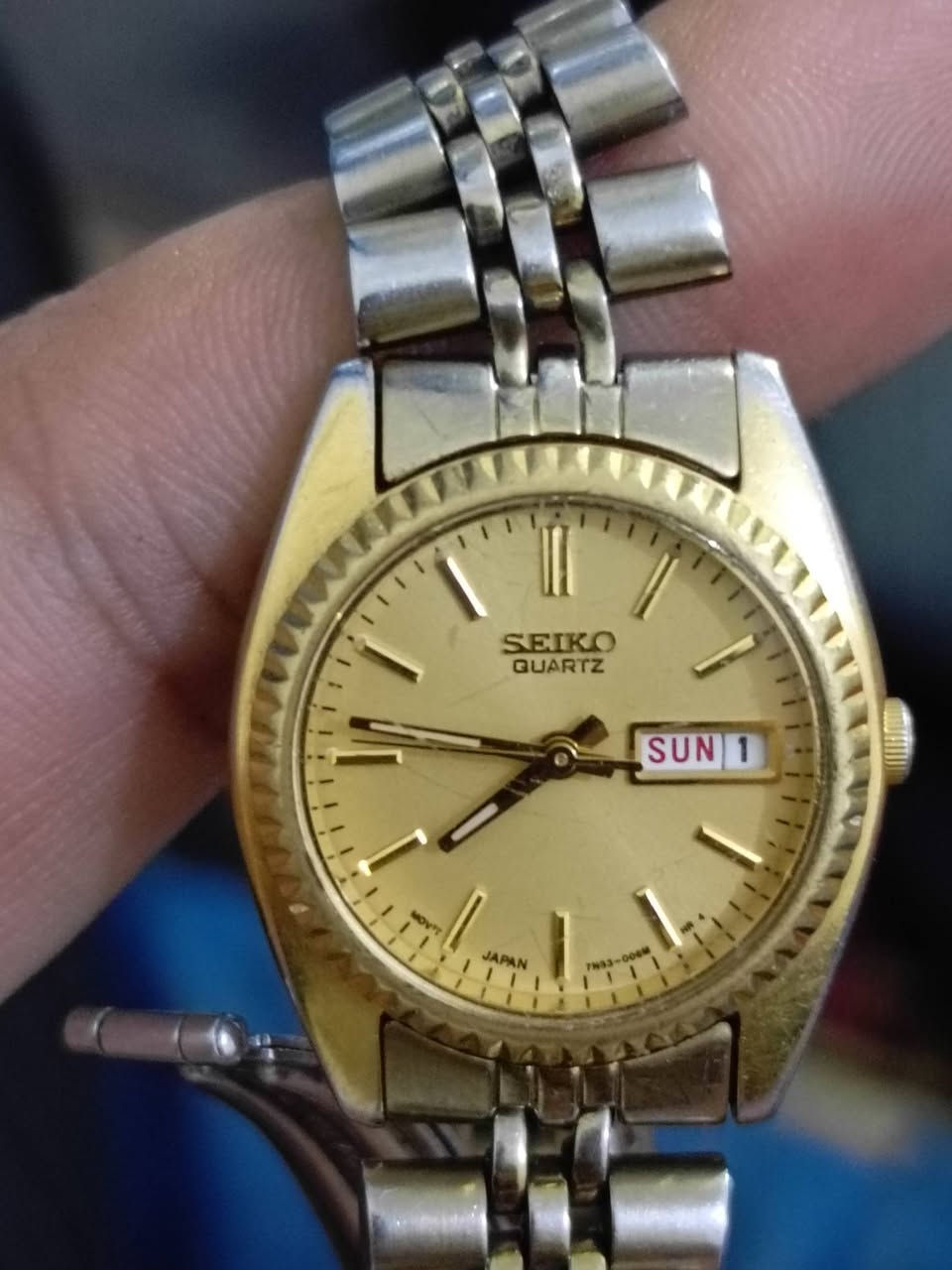 ساعة سيكو seiko ياباني شغال كاملة 
السعر 25 ألف


**إذا كنت صاحب هذا الإعلان وتريد حذفه لأي سبب، رجاءا أرسل رسالة إلى الدعم الفني**