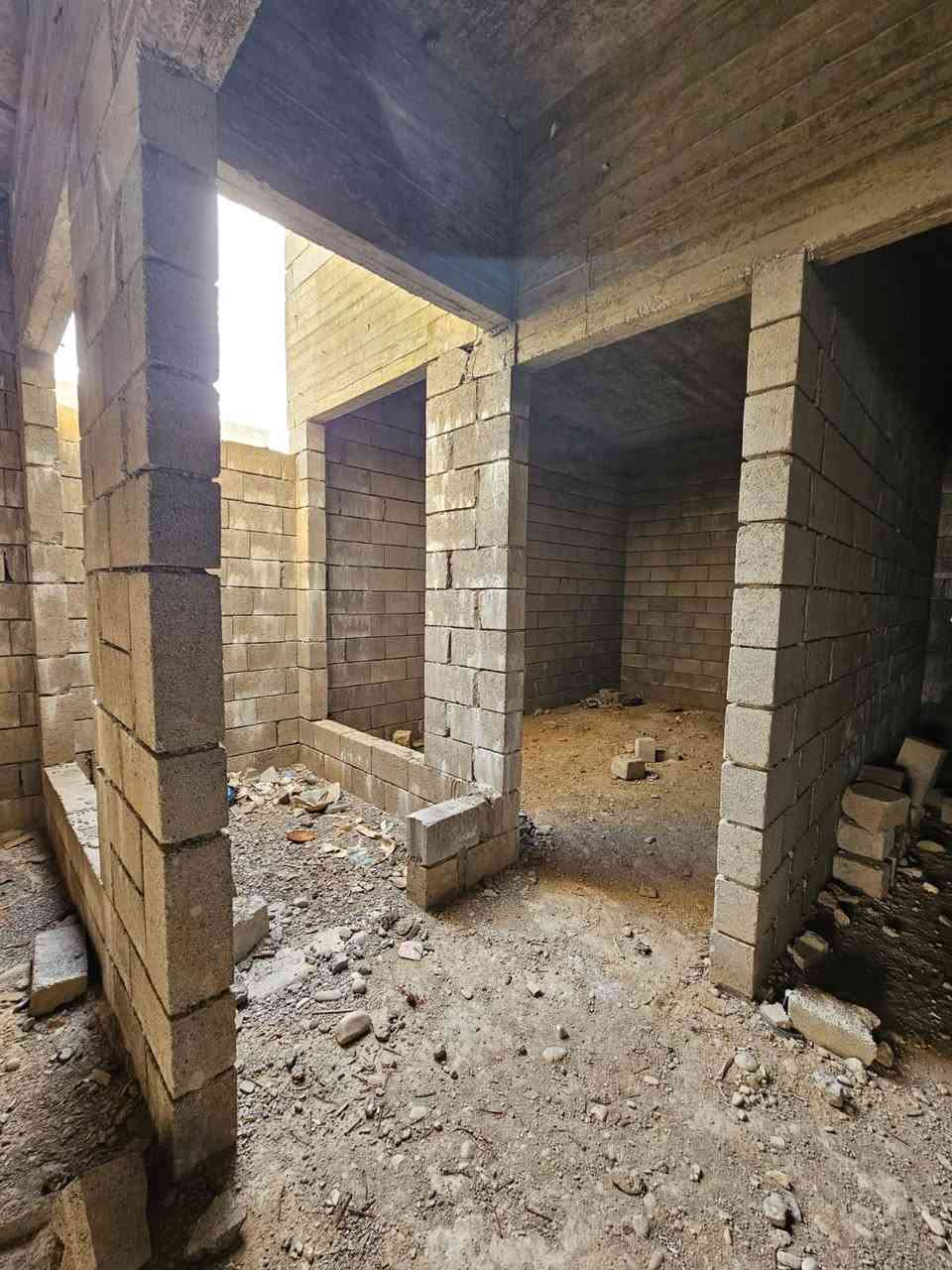 السلام عليكم ورحمة وبركاته
هيكل لبيع في حي الملايين الثانيه قرب جامع ضيوف الرحمان ب تقطيع الملك يم  قنطره الثانيه 
مساحه  ١٥٠
واجه سبع ونص في عشرين 
للاستفسار اكثر الاتصال على الرقم 
***********
