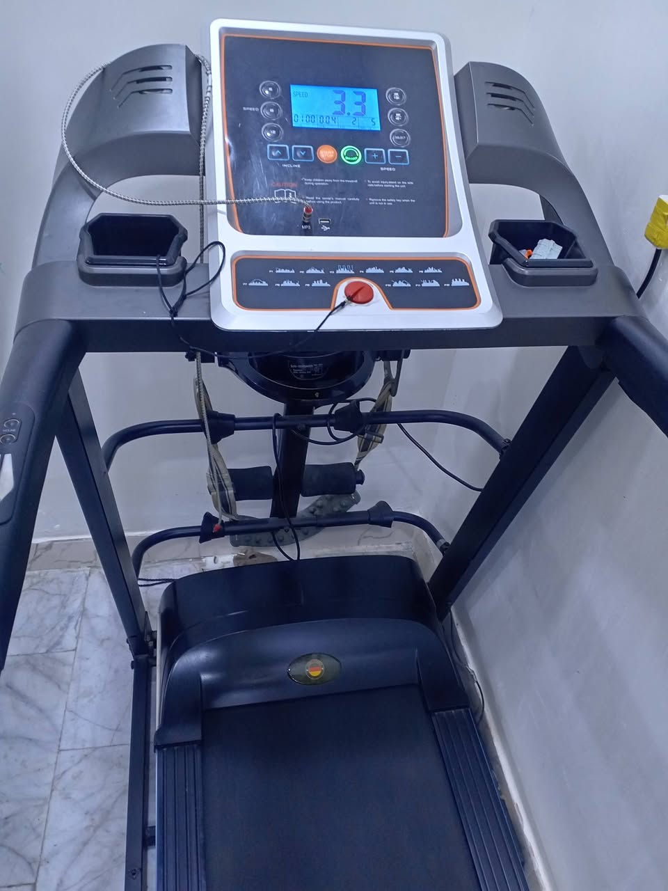 جهاز جري للبيع مستعمل نضيف العنوان بغداد السعر 250وبي مجال للاستفسار ***********
