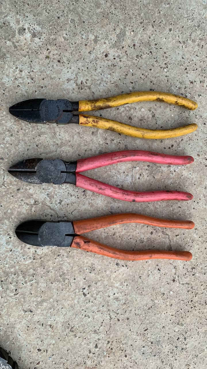 للبيع كلو ما مستخدم ياباني 
للتواصل واتساب ***********
