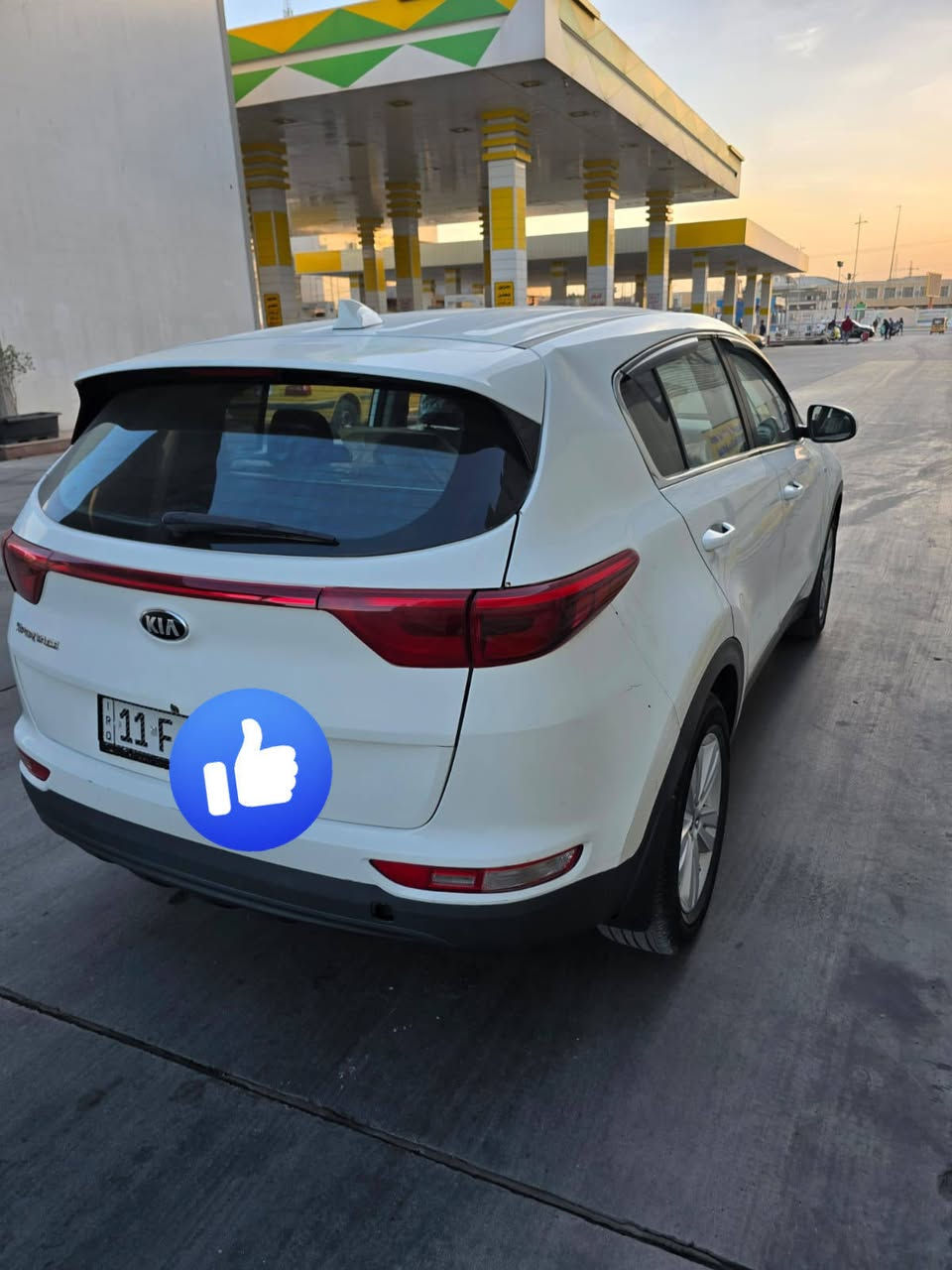 السلام عليكم ....؟
سيارة سبورتج للبيع موديل 2018 ♥️
 بغداد بسمي .
.وارد امريكي حادثها جنطه. 
.
.للاستفسار الاتصال ع الرقم:: ***********
