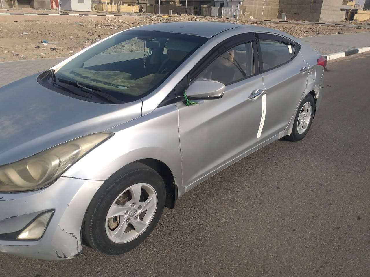 هيونداي النترا مديل 2014 وارد امريكي محرك 1600 رقم  بصره ضربتها مدكر خلفي وبيها قطع صبق محرك كير كفاله تبريد حداده جاهزه السياره 
السعر 85 وبيها مجال 
العنوان البصره الزبير 
رقم الهاتف ***********
