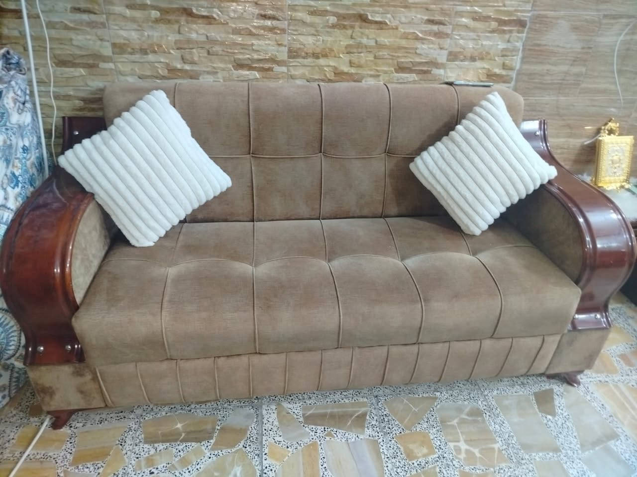 تخم ١١مقعد نظيف جدا 350قفل


**إذا كنت صاحب هذا الإعلان وتريد حذفه لأي سبب، رجاءا أرسل رسالة إلى الدعم الفني**