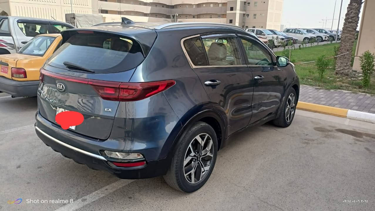 من رخصة الادمن 
سبورتاج 2021 بغداد 
السعر 170 ورقة
وارد امريكي اللون نيلي
فول مواصفات عدى الفتحة 
تحديد مسار كشنات جلد محرك 2400 صندوق كهرباء
وباقي المواصفات معروفة 
صور الحادث والسونار مرفوق 
مع تكحيل بالكارت أسفل باب الصدر بعد السونار
مكلف بالنشر للاستفسار رقم صاحب السيارة
 ***********
مكان السيارة بغداد مجمع بسمايا
