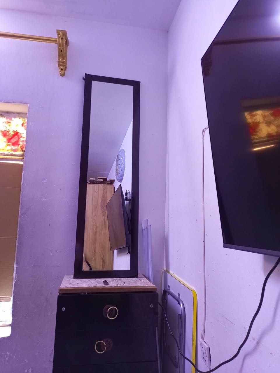 غرفة تركية مستعملة 7قطع نضيفة للبيع سعرها 250 الف 
للتواصل ***********
