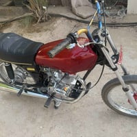 دراجه يراني البيع السعر 650تعمير جديد صارله 20 يوم من معمرة07777872661